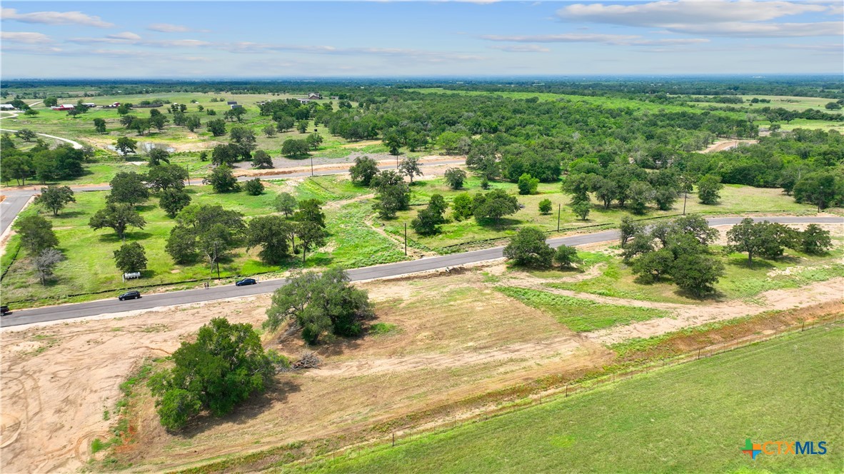 140 Ferguson Loop Property Photo 7