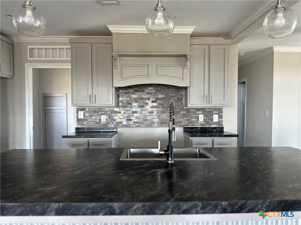 349 S Quailrun Avenue Property Photo 1