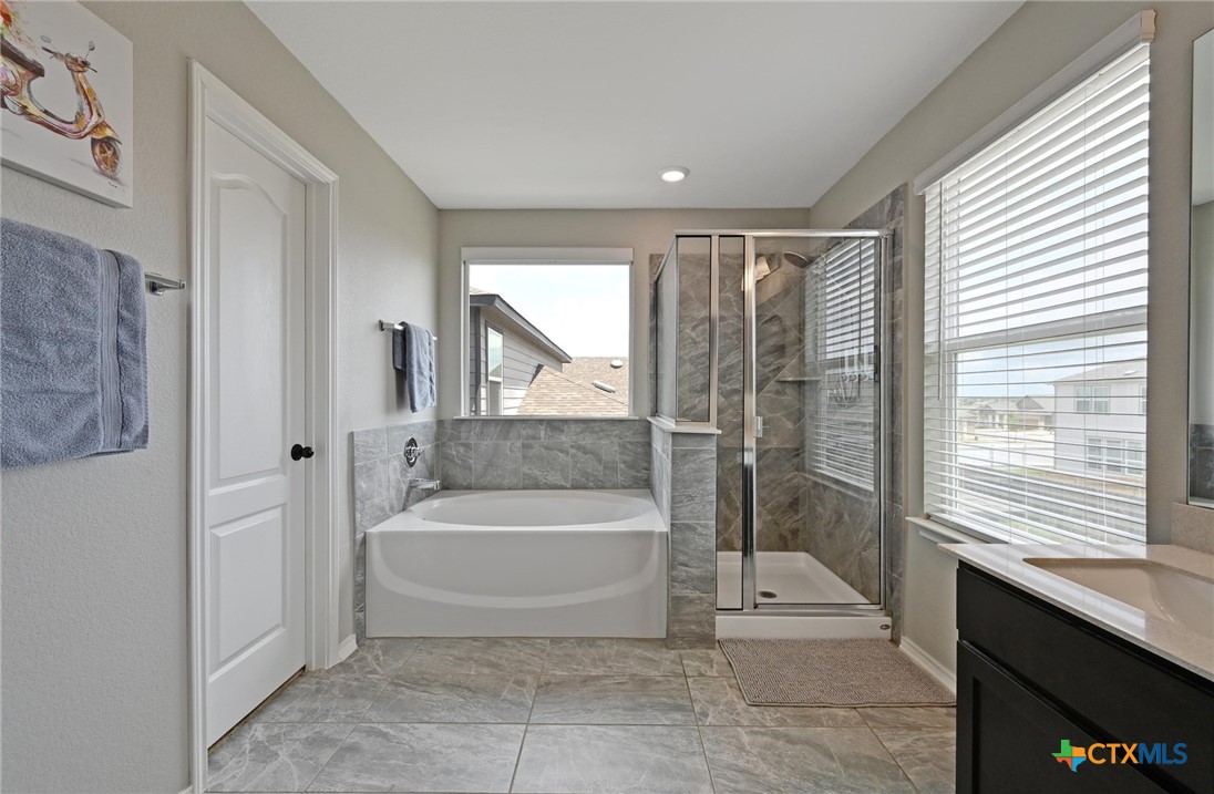 6309 Carriage Pines Drive Property Photo 23