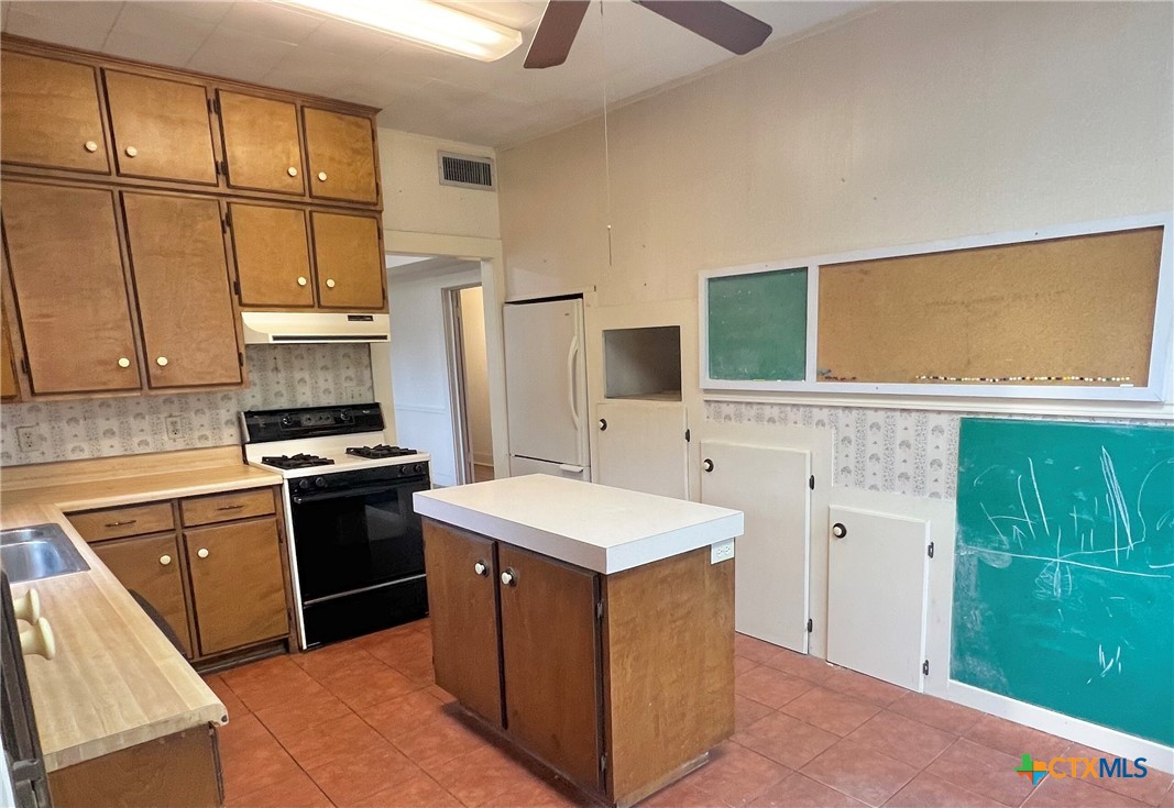 506 Edgar Street Property Photo 11