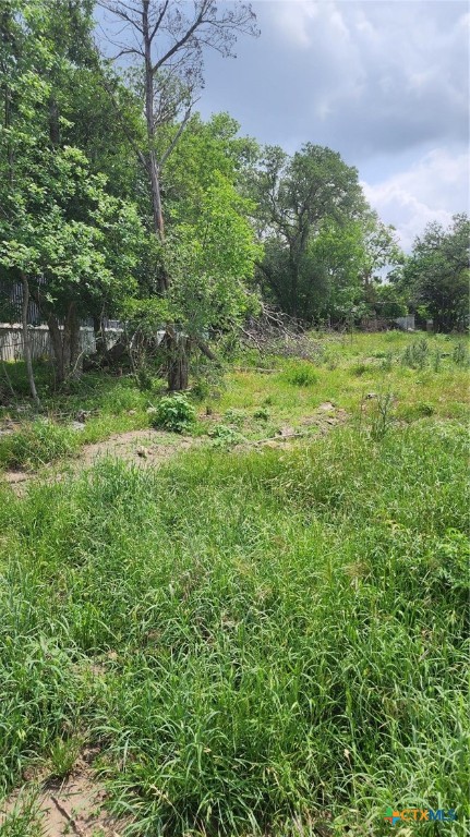 5435 Lakeaire Boulevard Property Photo 1