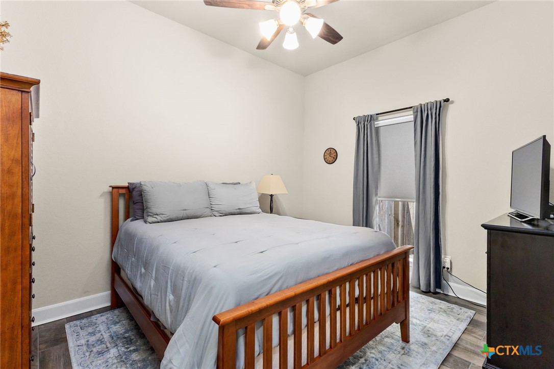 414 Juana Way Property Photo 9