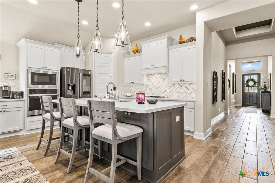 414 Juana Way Property Photo 13