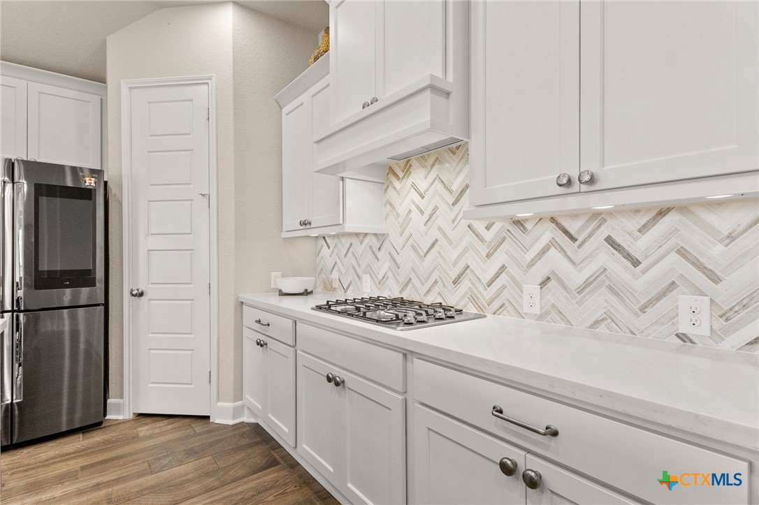 414 Juana Way Property Photo 15