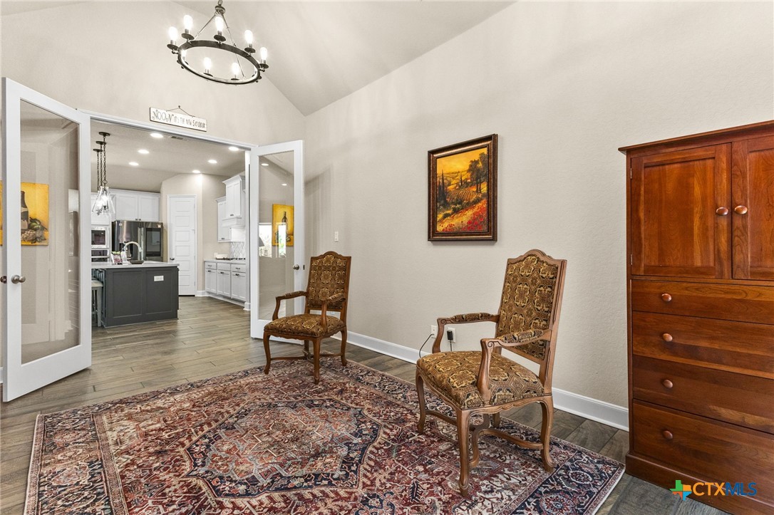 414 Juana Way Property Photo 22