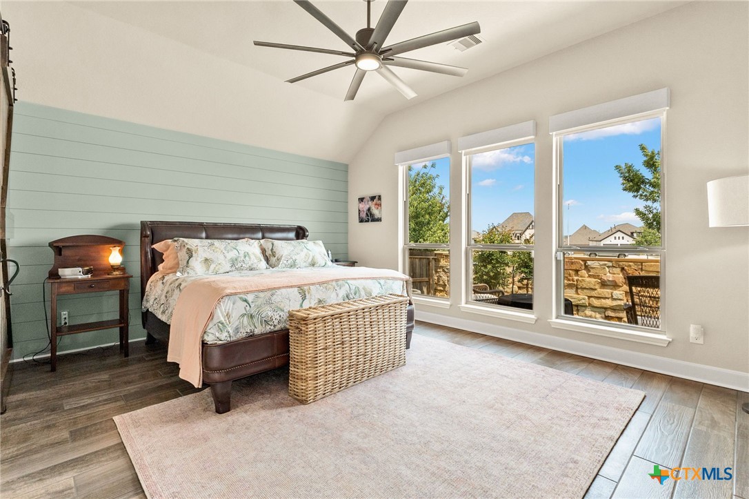 414 Juana Way Property Photo 24