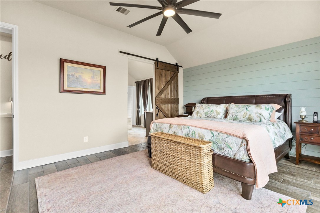 414 Juana Way Property Photo 25