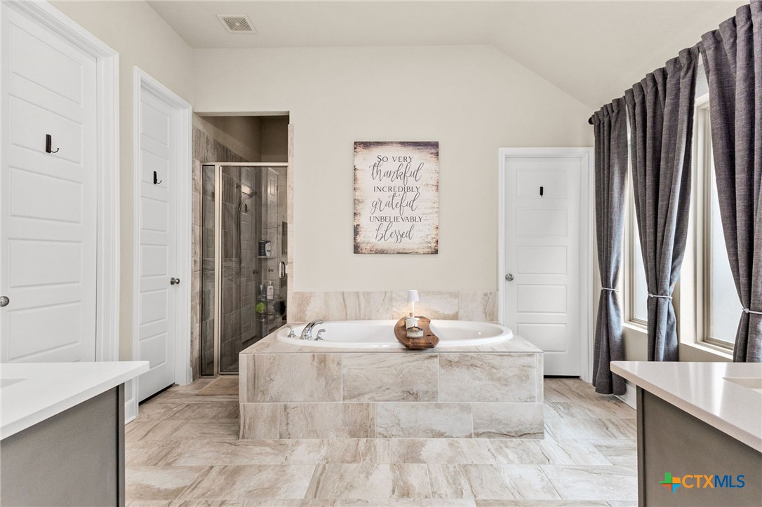 414 Juana Way Property Photo 26