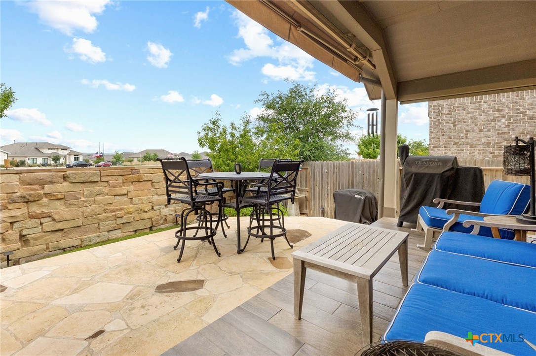 414 Juana Way Property Photo 29