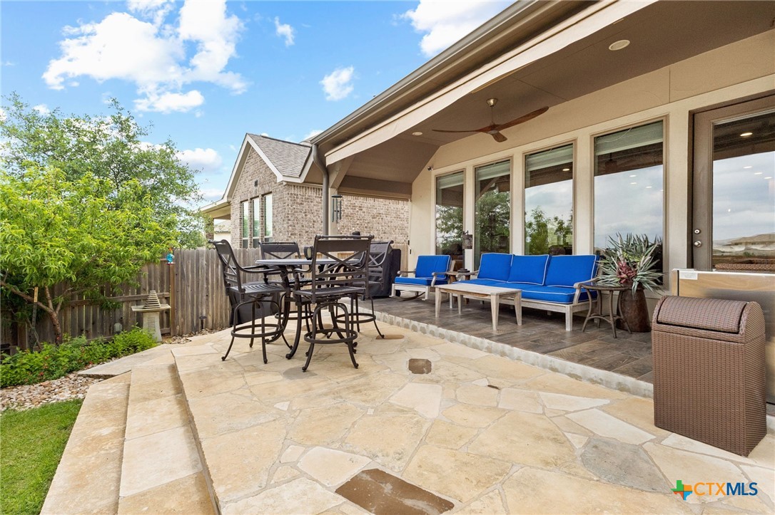 414 Juana Way Property Photo 30