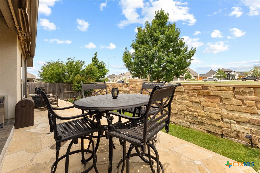 414 Juana Way Property Photo 35