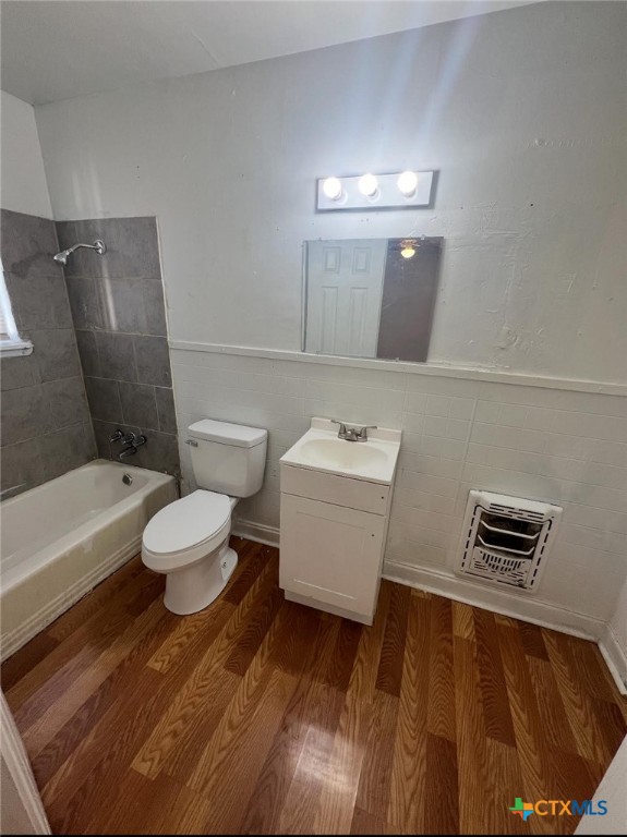 1105 Harbour Avenue Property Photo