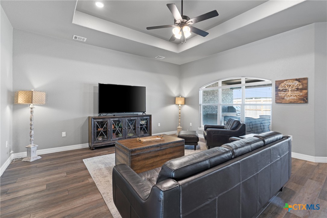 2446 Moreno Spur Property Photo 5