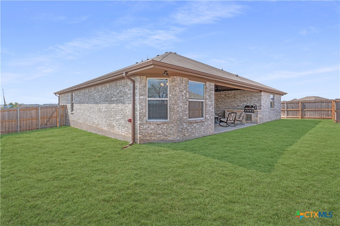 2446 Moreno Spur Property Photo 27