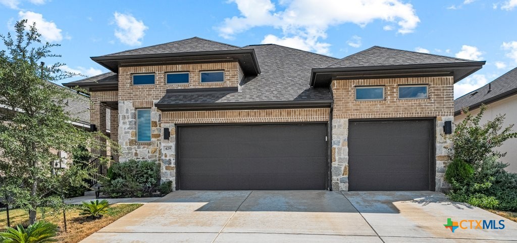 429 Juana Way Property Photo 1