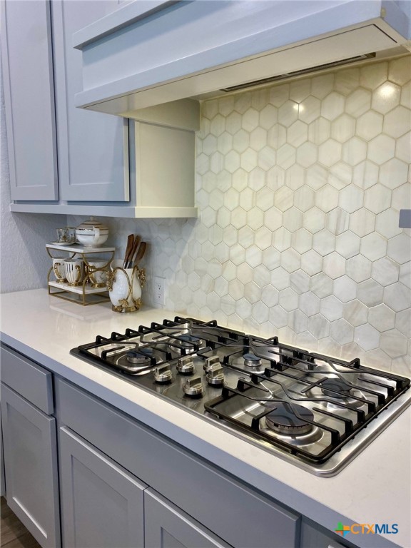 429 Juana Way Property Photo 6