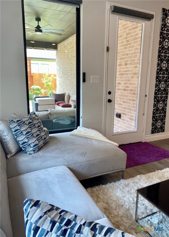 429 Juana Way Property Photo 11