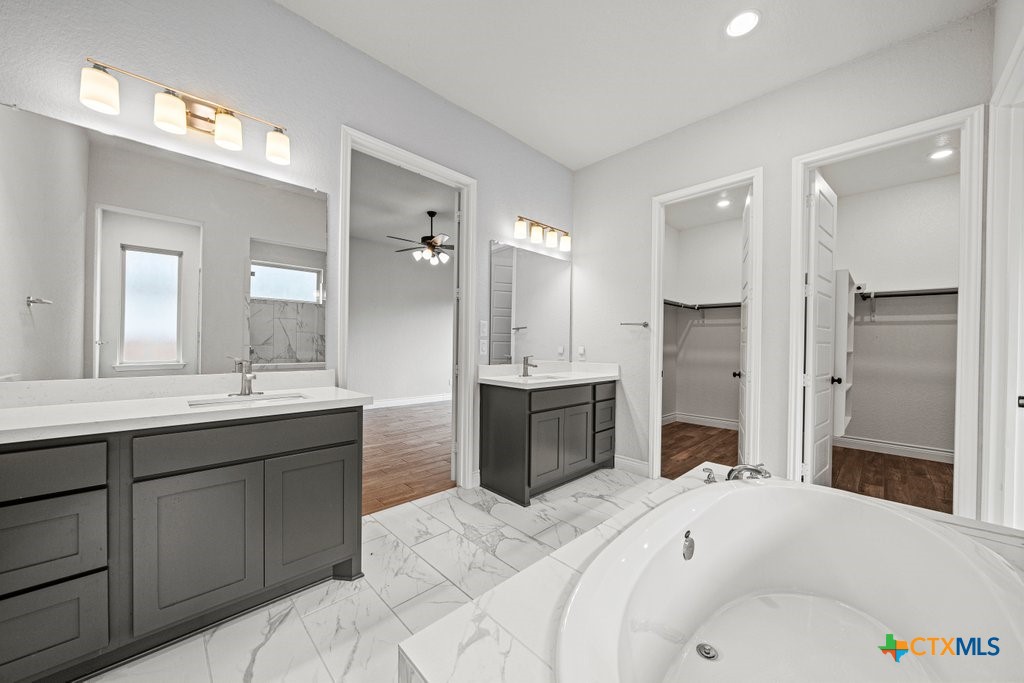 429 Juana Way Property Photo 33