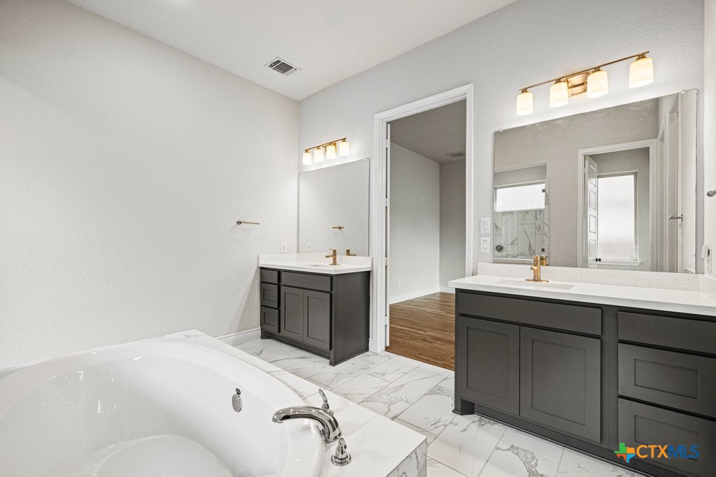 429 Juana Way Property Photo 34