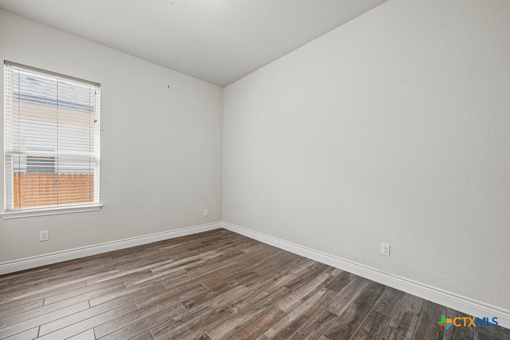 429 Juana Way Property Photo 36