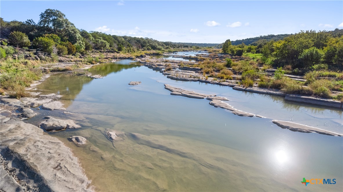 578 Gipson Road Property Photo 8