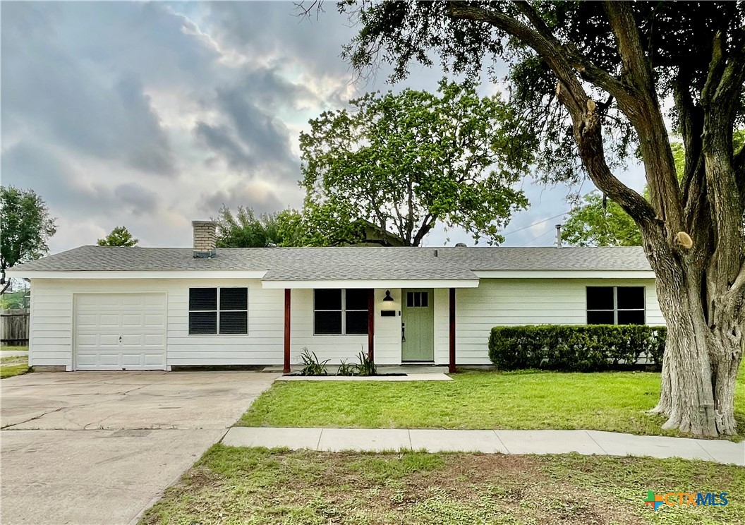 3506 N Vine Street Property Photo 1
