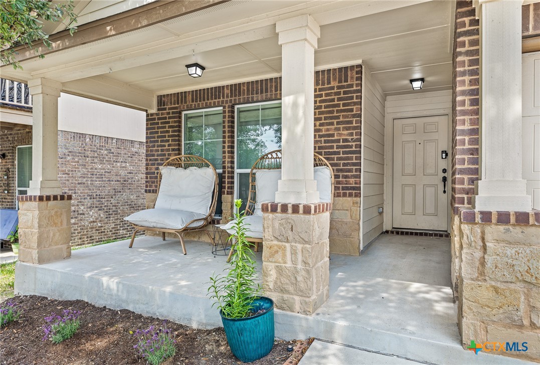 9602 Fratelli Court Property Photo 4