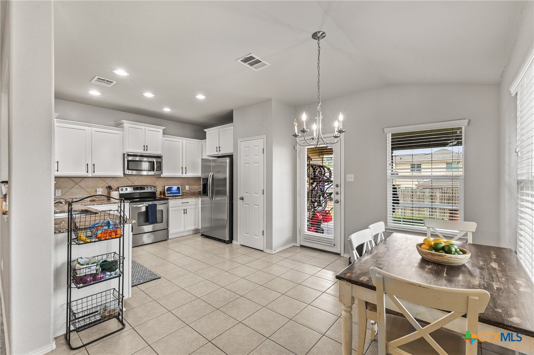 9602 Fratelli Court Property Photo 17