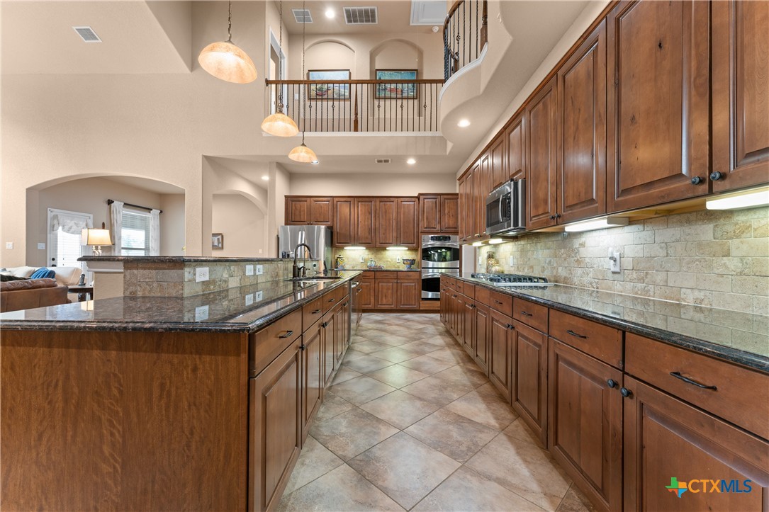 26219 Park Bend Drive Property Photo 4