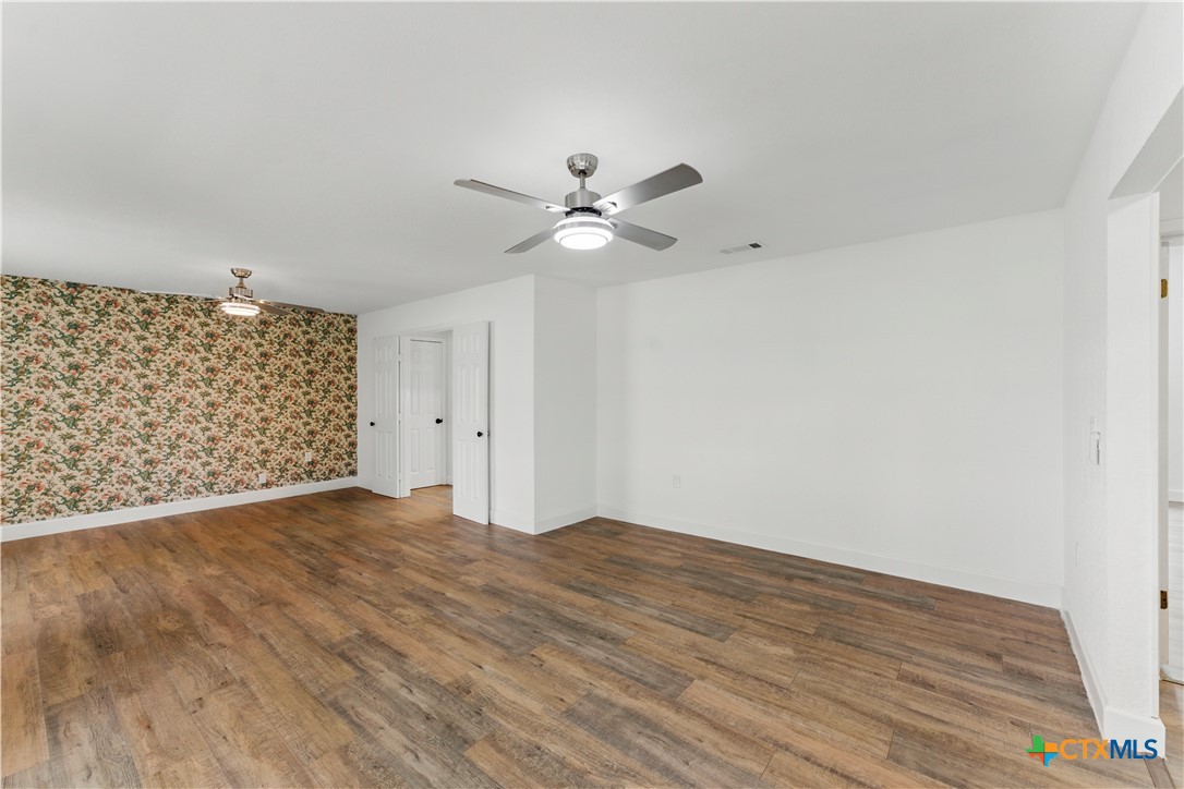 6022 Wildwind Drive Property Photo 5