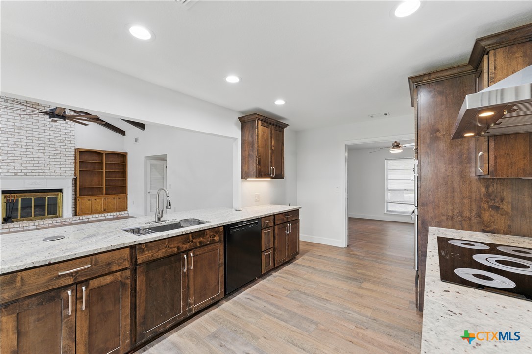 6022 Wildwind Drive Property Photo 10