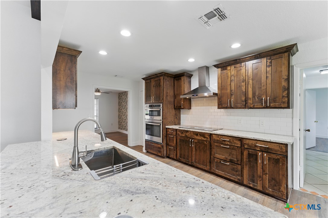 6022 Wildwind Drive Property Photo 11