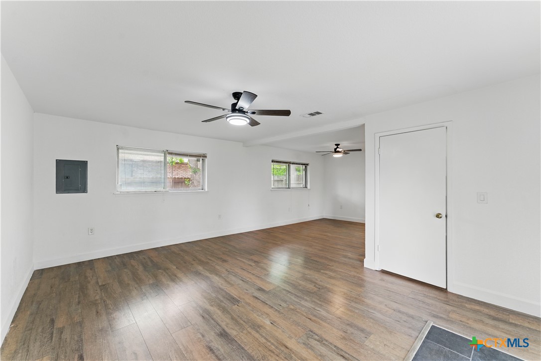 6022 Wildwind Drive Property Photo 17