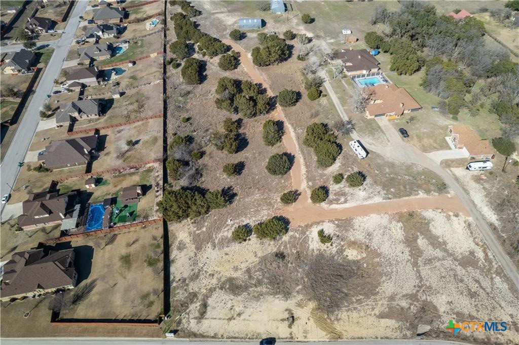3723 Mesquite Branch Drive Property Photo 14
