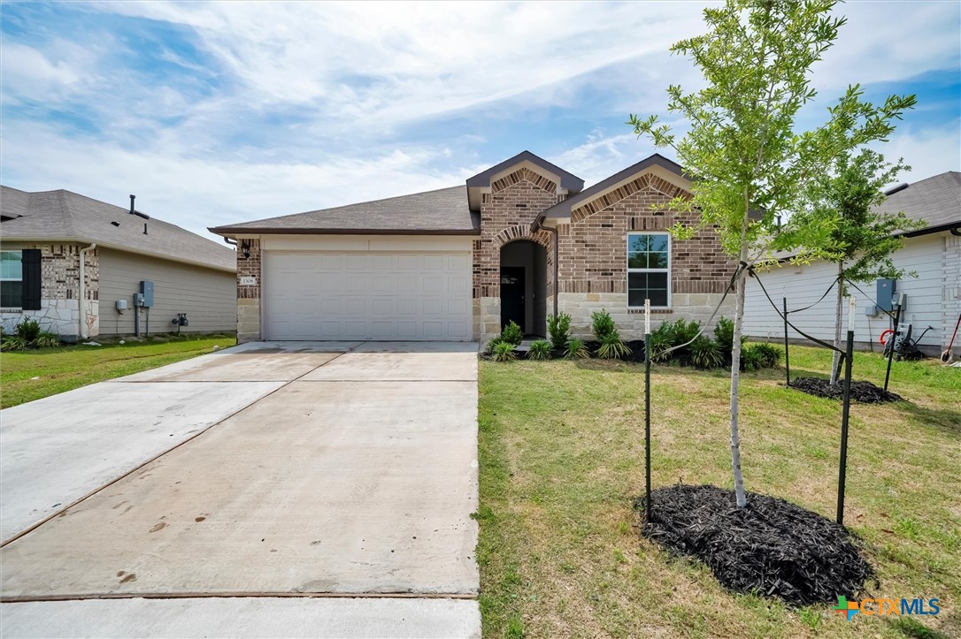 1306 Camden Lane Property Photo 1