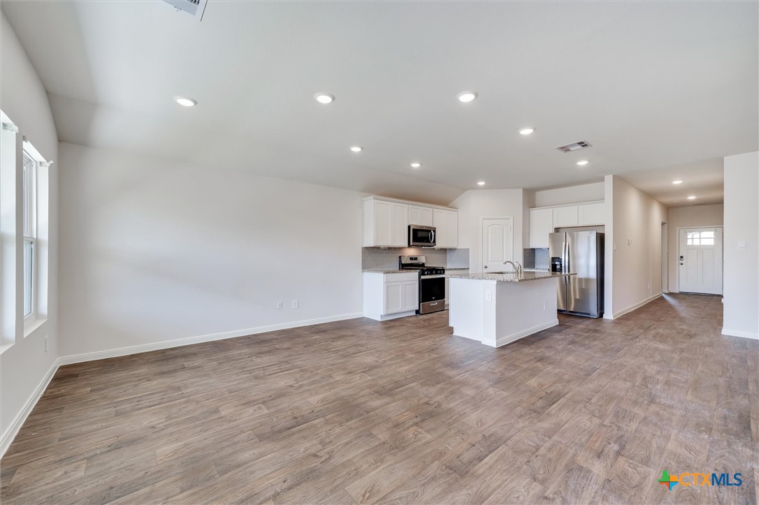 1306 Camden Lane Property Photo 13