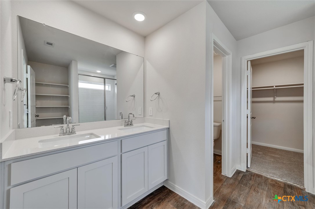 1306 Camden Lane Property Photo 17