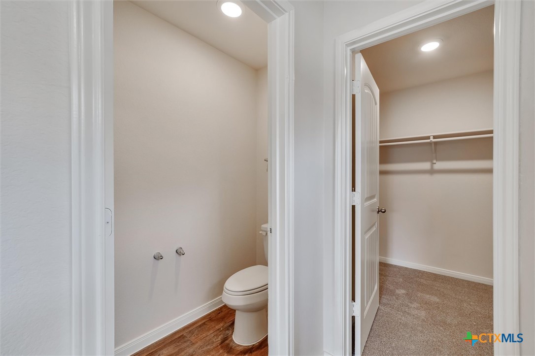 1306 Camden Lane Property Photo 19