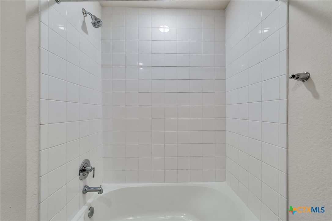 1306 Camden Lane Property Photo 24