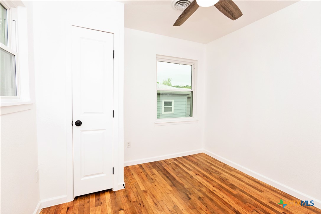 2111 Brantley Avenue Property Photo 20