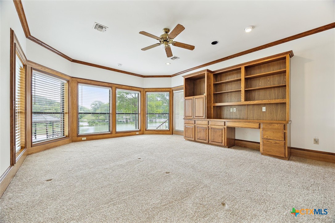 640 Woodlake Drive Property Photo 21
