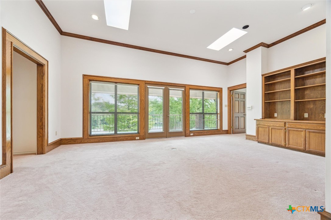 640 Woodlake Drive Property Photo 26