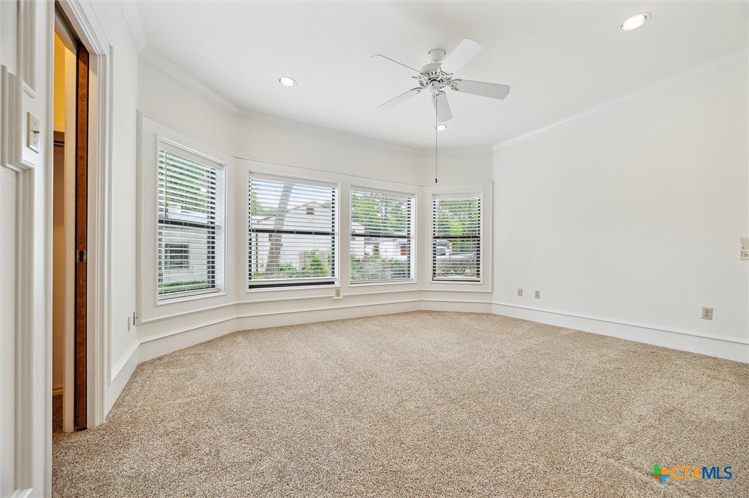 640 Woodlake Drive Property Photo 27