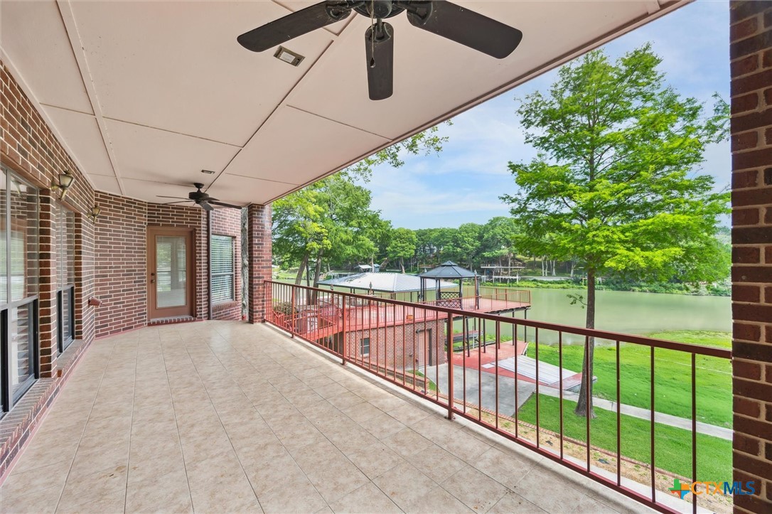 640 Woodlake Drive Property Photo 40