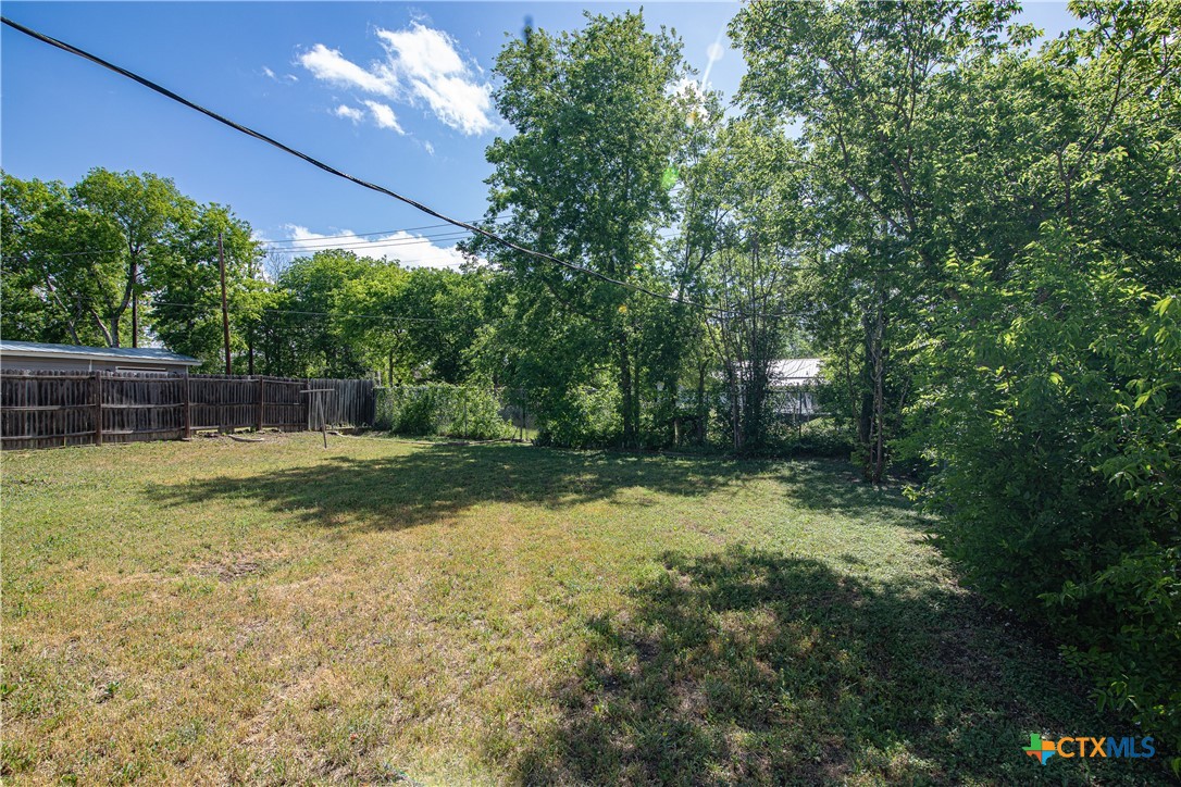 1913 S 51st Street Property Photo 21