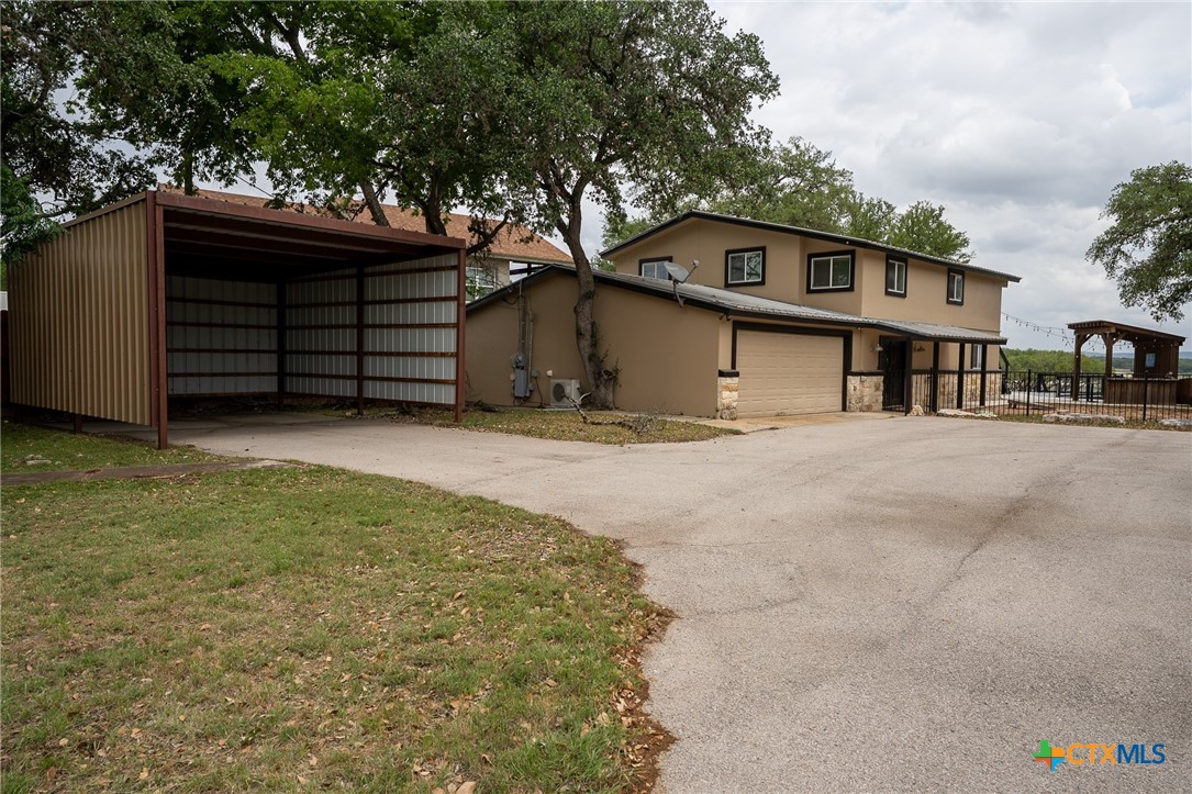 707 Park Shores Property Photo 1