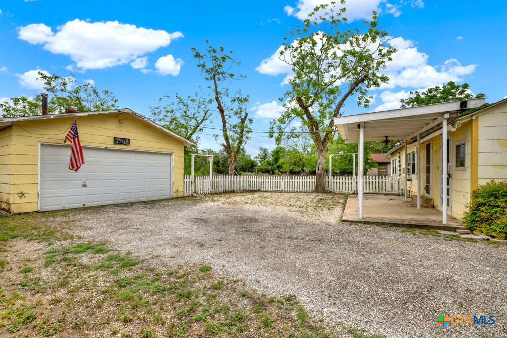 1959 Gruene Road Property Photo 18