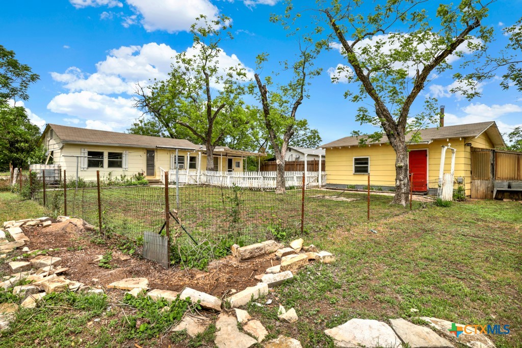 1959 Gruene Road Property Photo 22