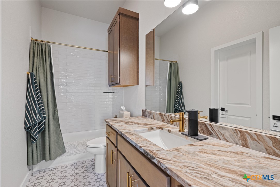 265 John Webster Street Property Photo 28