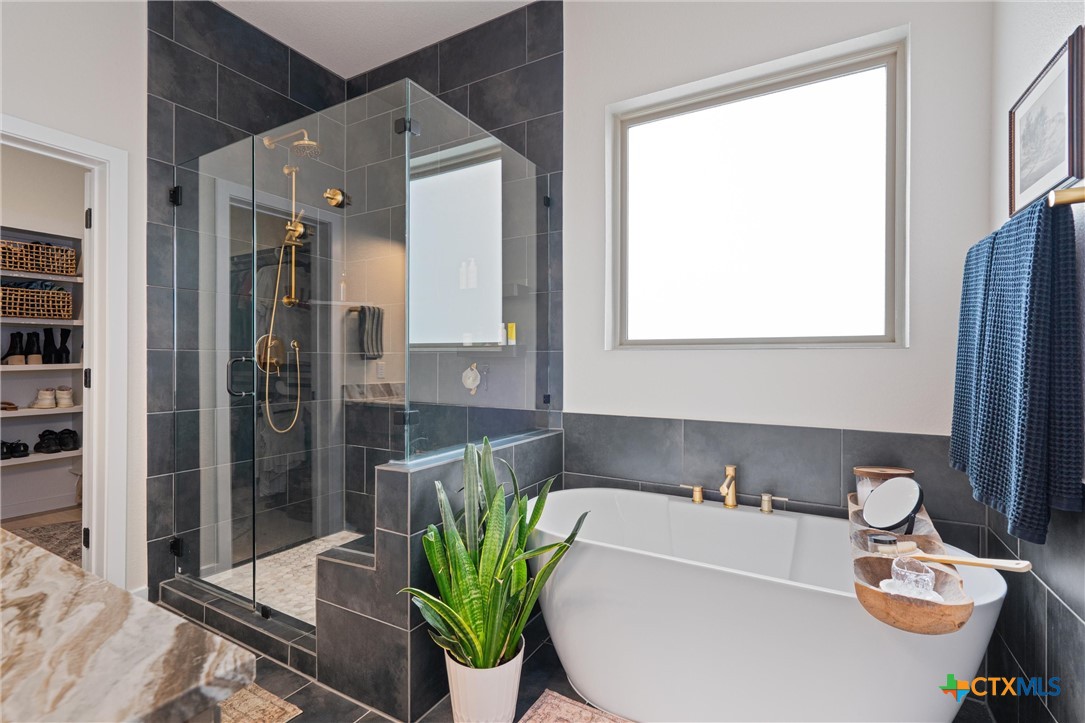 265 John Webster Street Property Photo 34